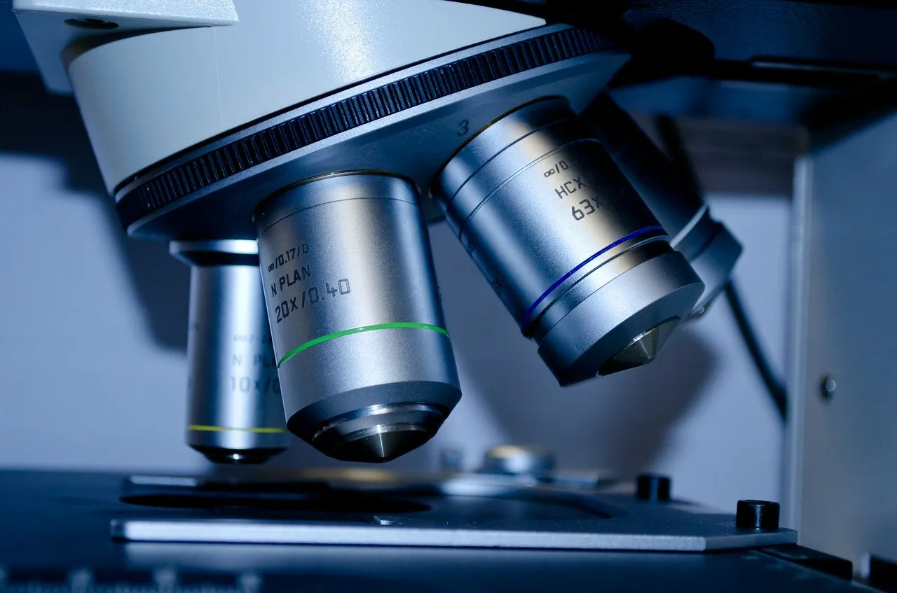 Microscope 275984 1280